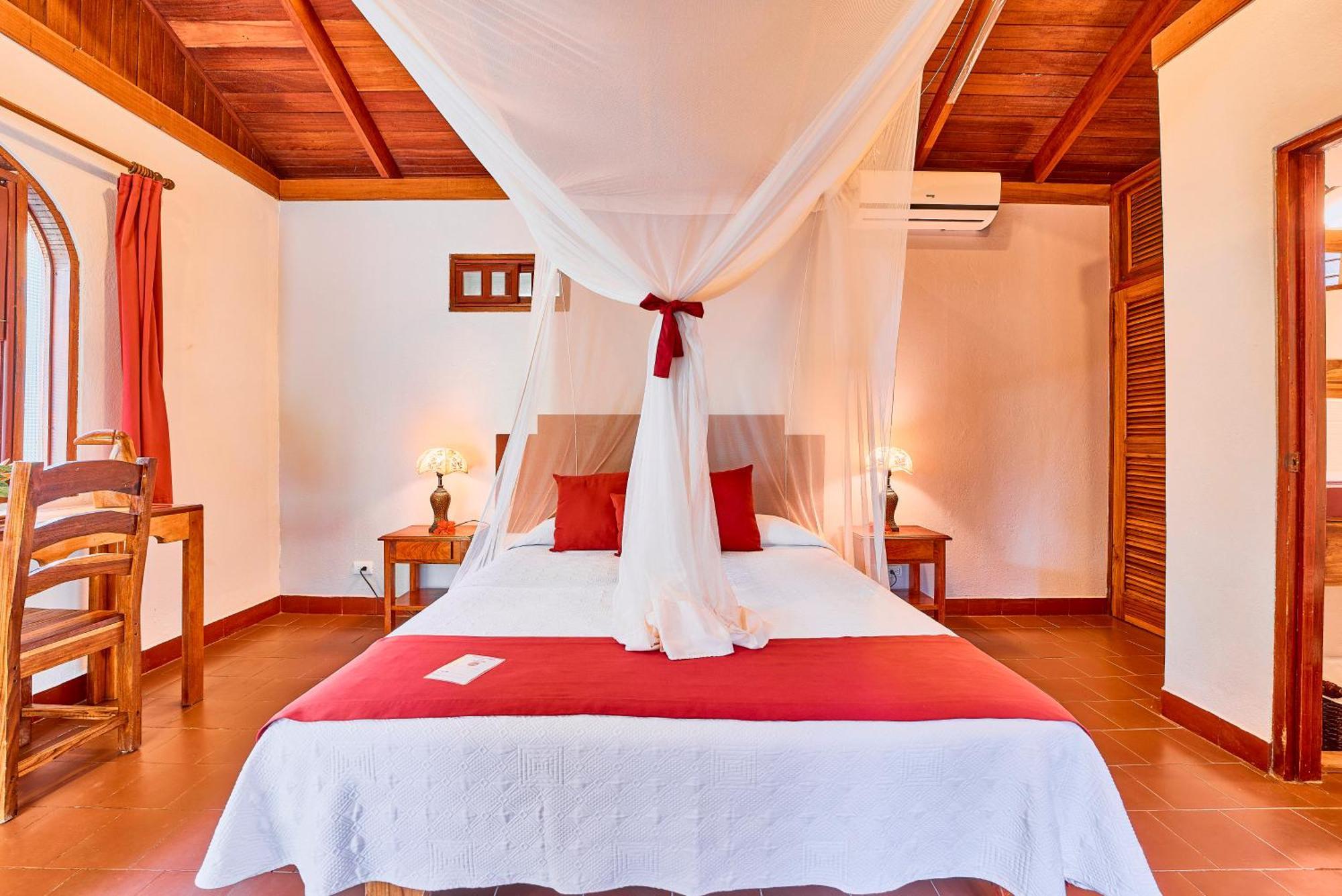 קאוויטה Hotel El Encanto מראה חיצוני תמונה