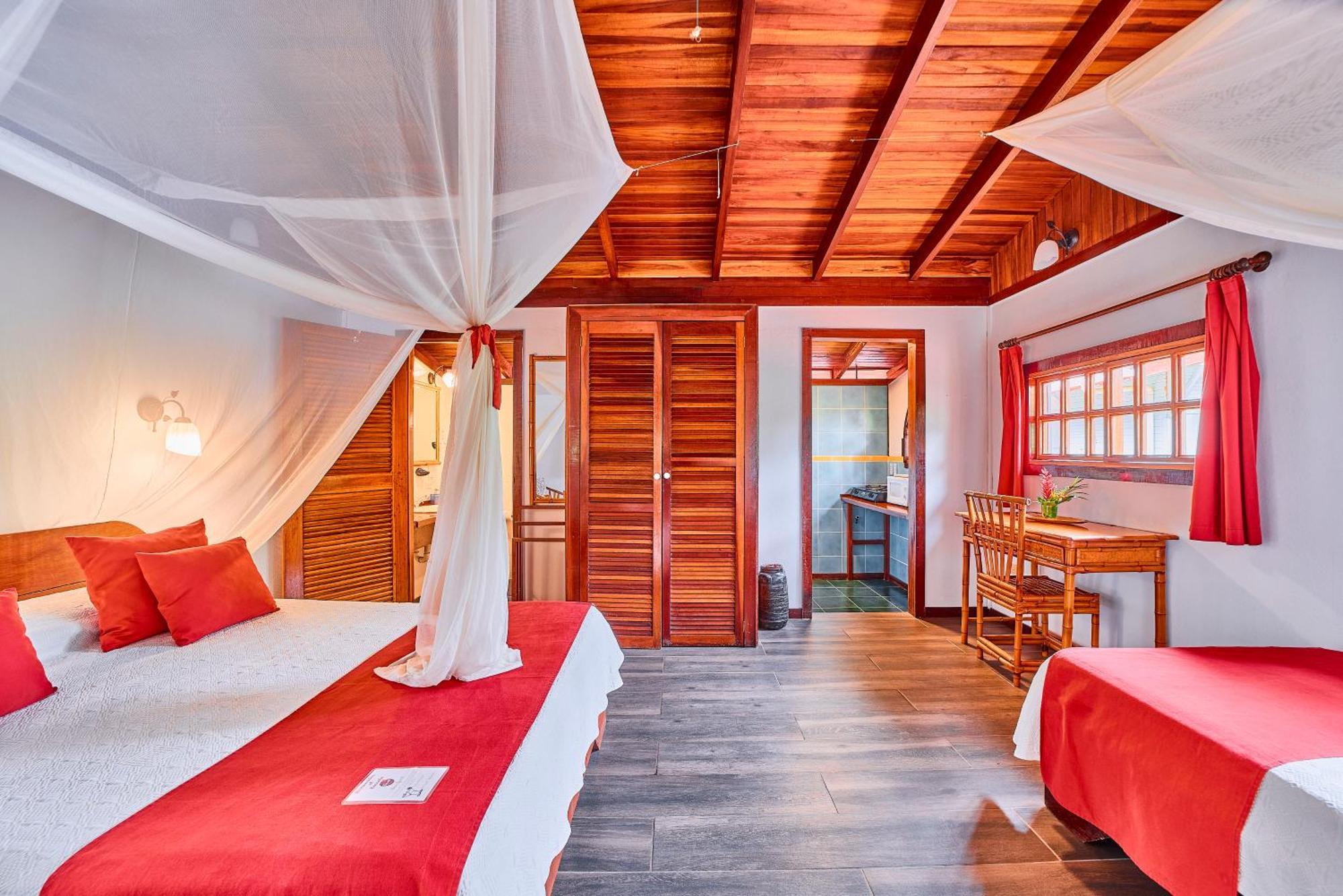 קאוויטה Hotel El Encanto מראה חיצוני תמונה